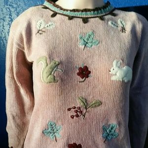 Nature filled fall/winter embroidered sweater